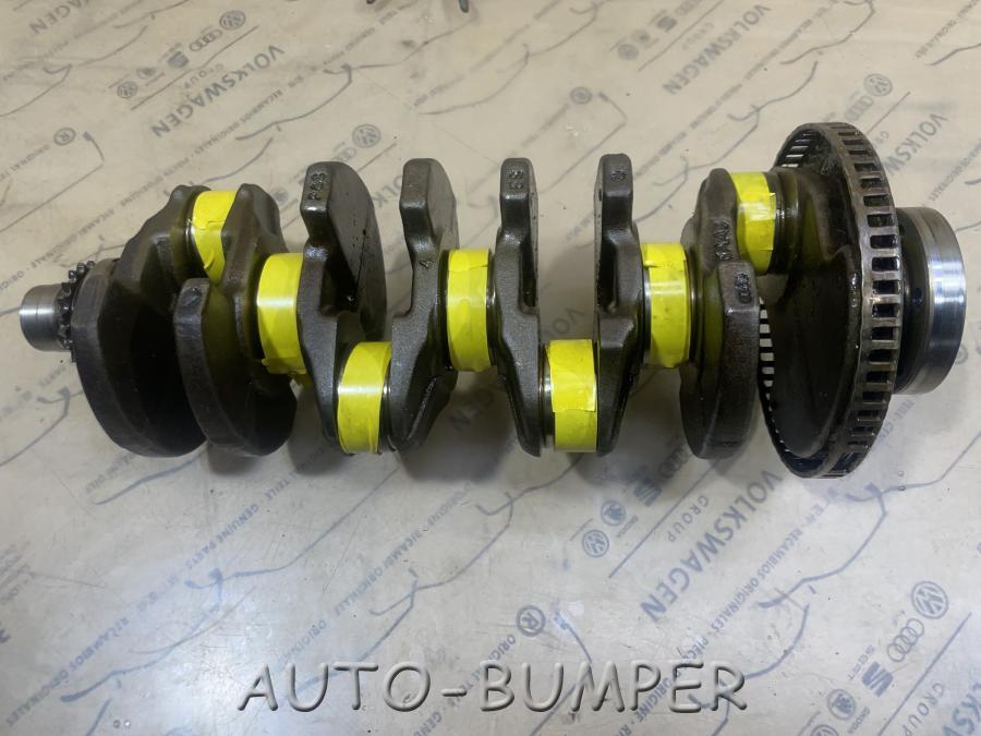 Audi A4 (ALT, BSE) Коленвал 050105189B, 06A105021